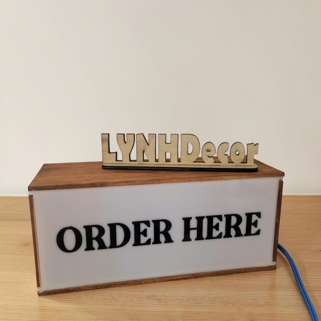 Hộp đèn gỗ ORDER HERE( Free in nội dung) - LYNH DECOR miễn phí thiết kế
