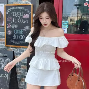 Set kiểu nữ trễ vai BORA viền ren phối nhún tôn eo kèm chân váy form A dáng ngắn basic SAT415