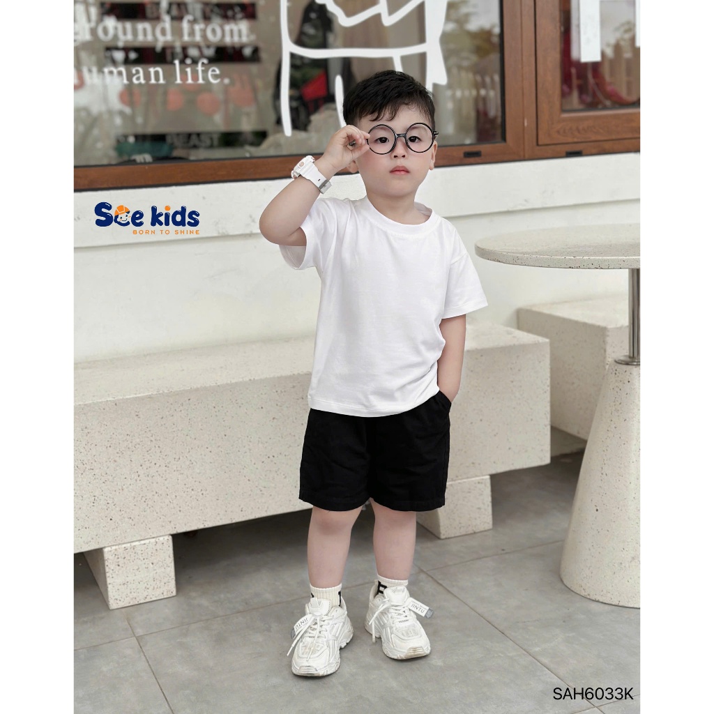 Áo cotton cộc tay trơn màu unisex cho bé, áo thun cổ tròn cotton mềm co dãn basic 2 màu trắng đen