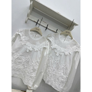 Áo sơ mi thô cổ tròn dài tay pha ren hoa nổi #3038-2620
