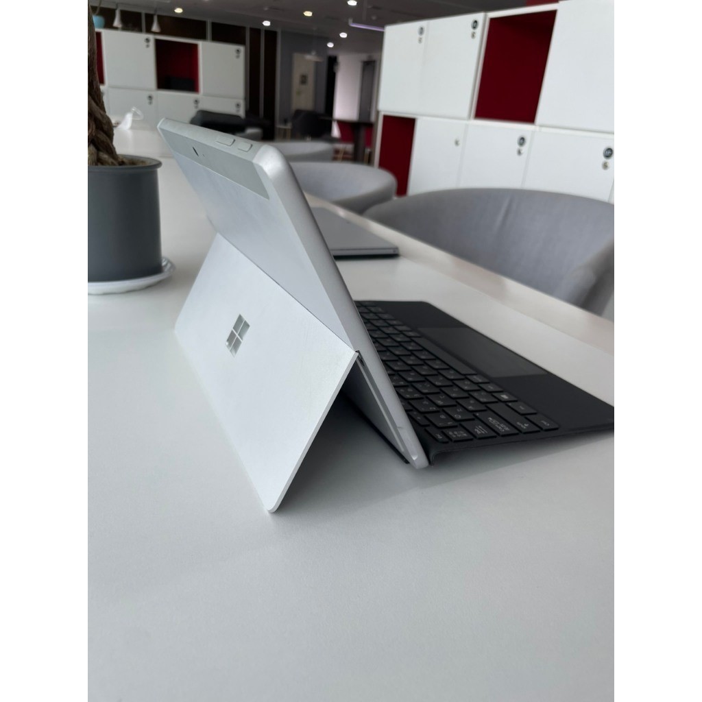 Microsoft Surface Go 2 – RAM 8GB/128GB – Chuẩn Zin Nhật, máy nhẹ viền mỏng | BigBuy360 - bigbuy360.vn