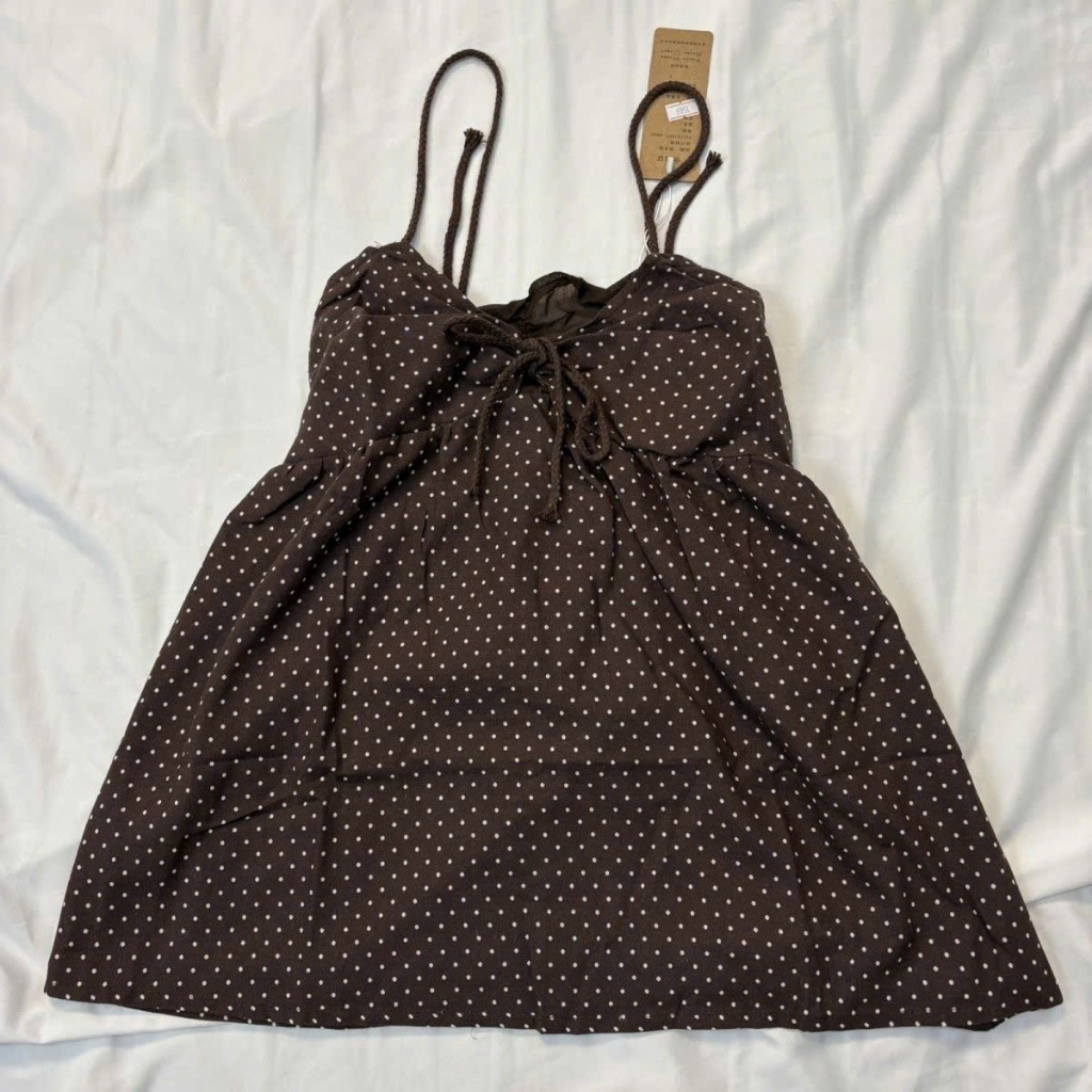 (sẵn)Áo hai dây yếm dáng babydoll màu nâu chấm bi chất thô đũi dày dặn thắt nơ ASN065 - Tiktik