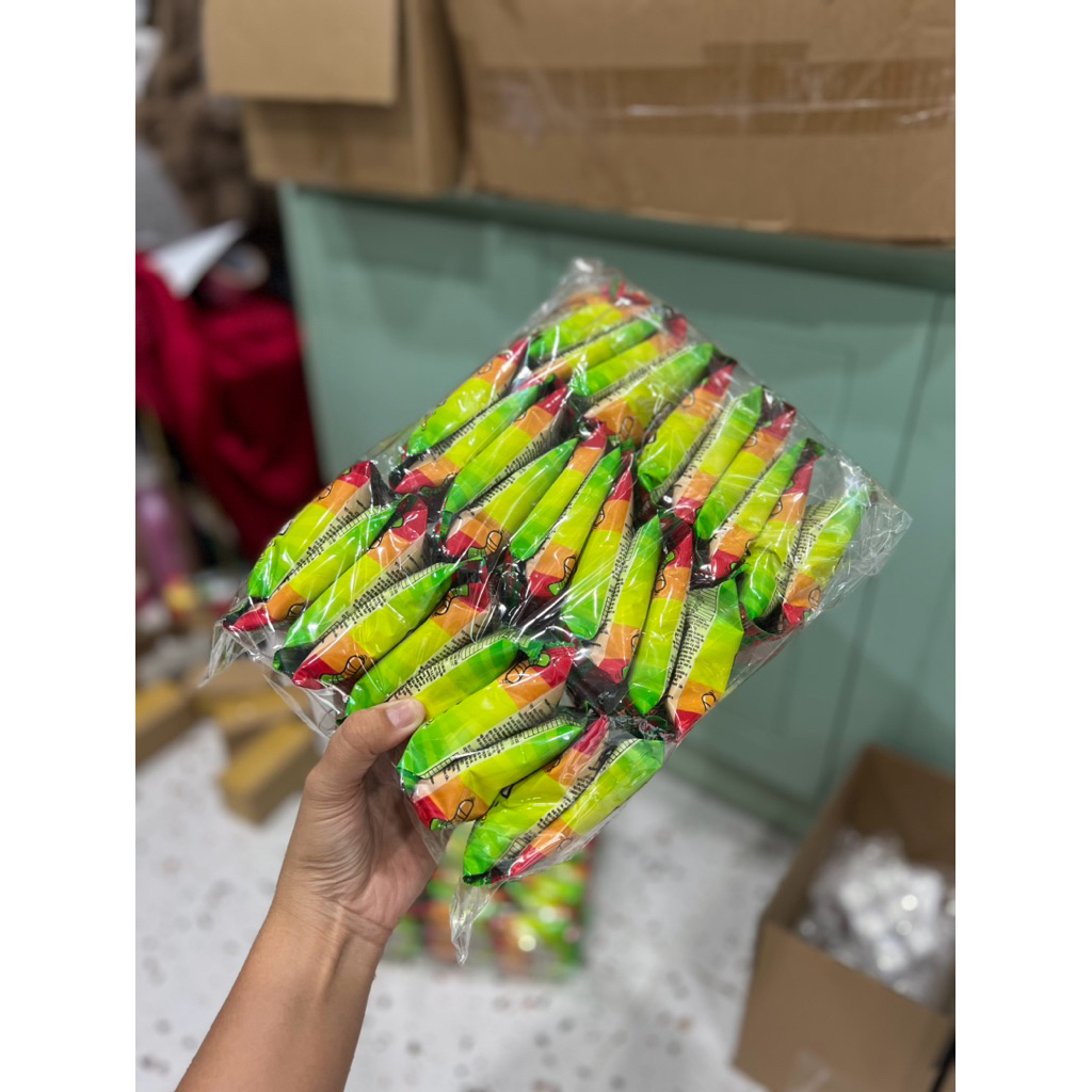 Kẹo dẻo siêu ngon con sâu cho mọi lứa tuổi sour wrigglers 10 gói