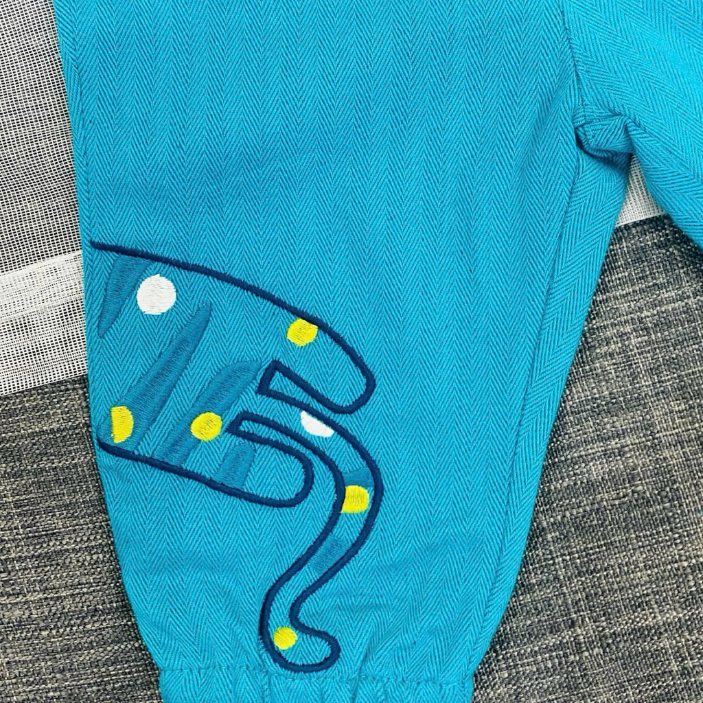 Quần bé trai xuất dư D8194 màu xanh hình gấu có quai đeo, cotton mềm thoáng mát, size 3-24M (3-13kg)