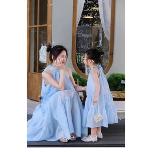 Set váy maxi đôi mẹ và bé màu xanh dáng dài tầng nhẹ nhàng, đầm maxi mẹ bé đi chơi du lịch xinh xắn