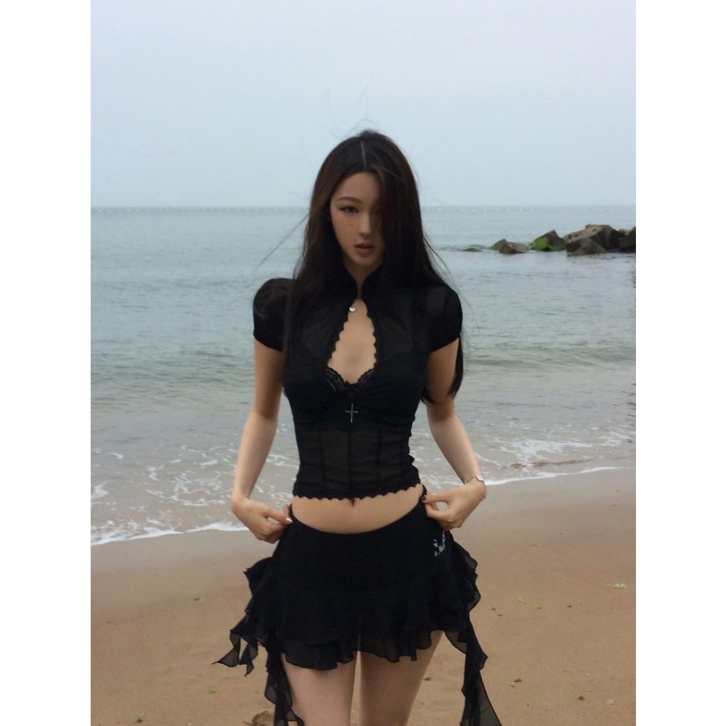 (sẵn )Áo croptop kiểu ôm body chất voan lưới màu đen trơn xuyên thấu cổ tàu ATNT021 - Tiktik