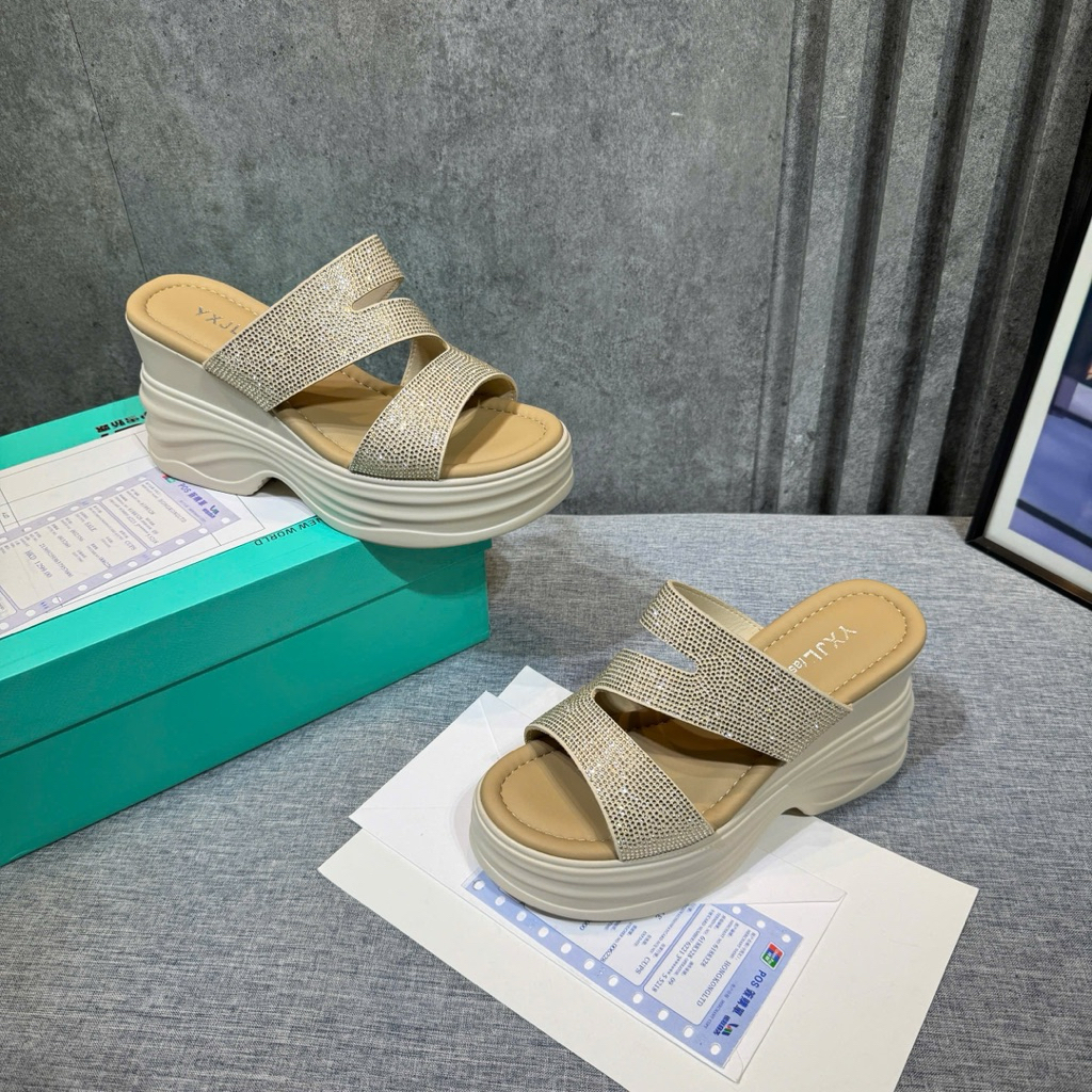 👠🕶️🎒👜…lê xuồng chéo