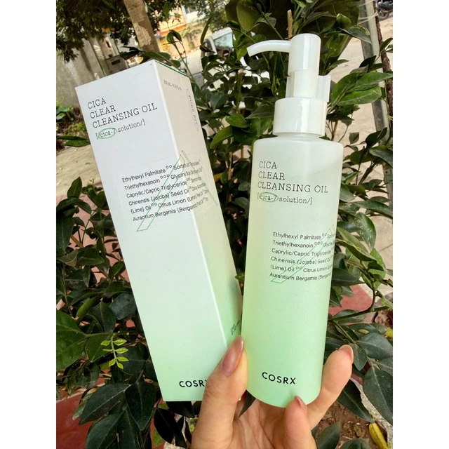 THANH LÝ Dầu Tẩy Trang Làm Sạch Sâu Giảm Mụn COSRX Lành Tính Cho Da Nhạy Cảm (200ml)