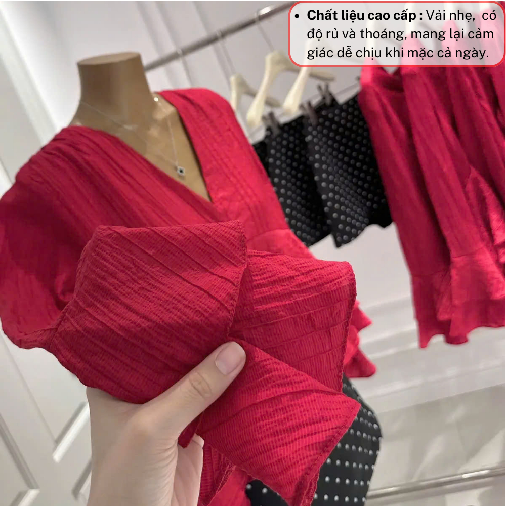 Set áo kiểu nữ tay loe, bộ quần áo nữ áo voan bèo phối chân váy ôm chấm bi JUMITO HCOM27095