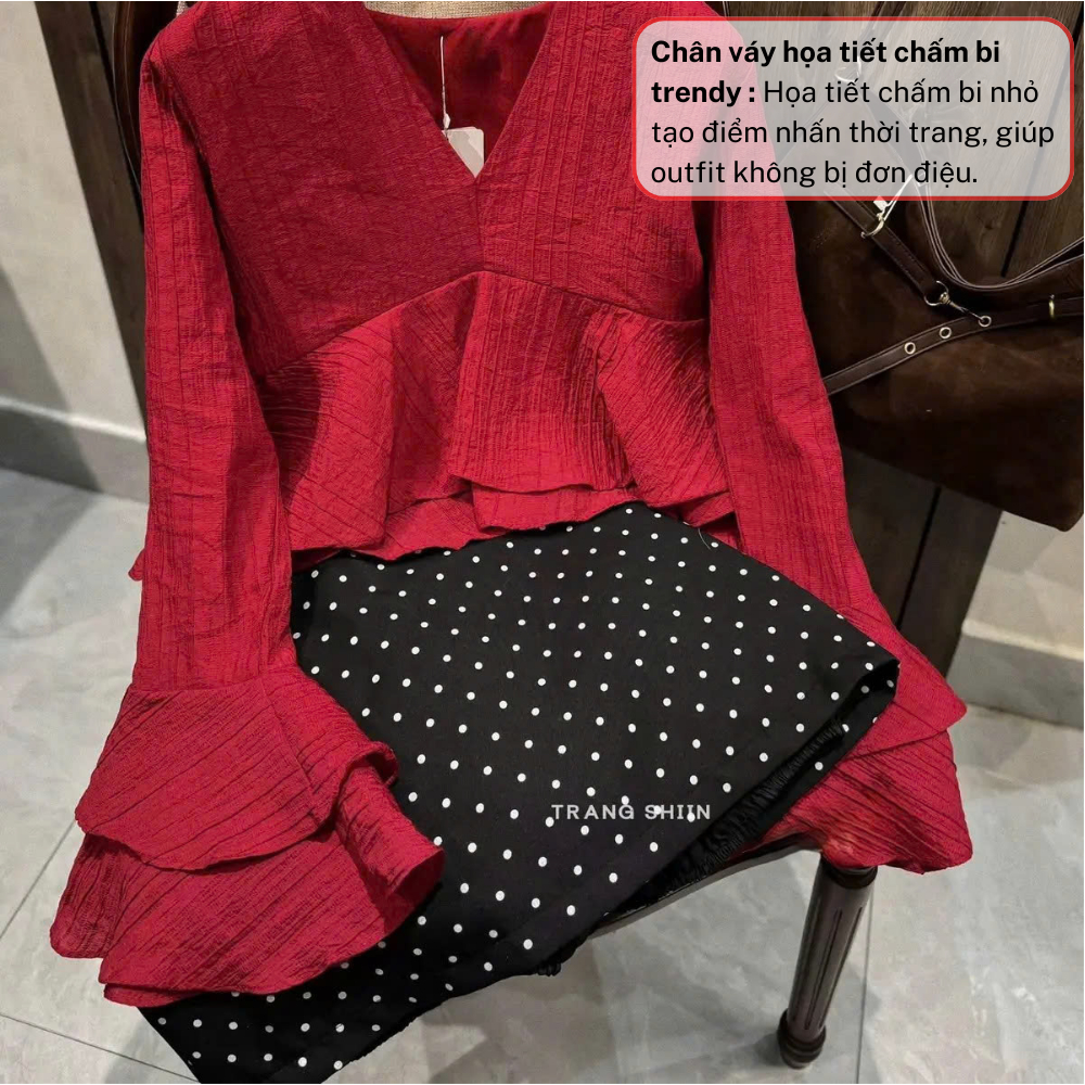 Set áo kiểu nữ tay loe, bộ quần áo nữ áo voan bèo phối chân váy ôm chấm bi JUMITO HCOM27095