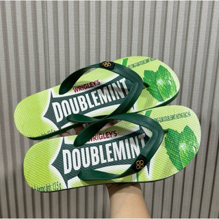 Dép nam Hùng Đào in hình Wrigley's Doublemint