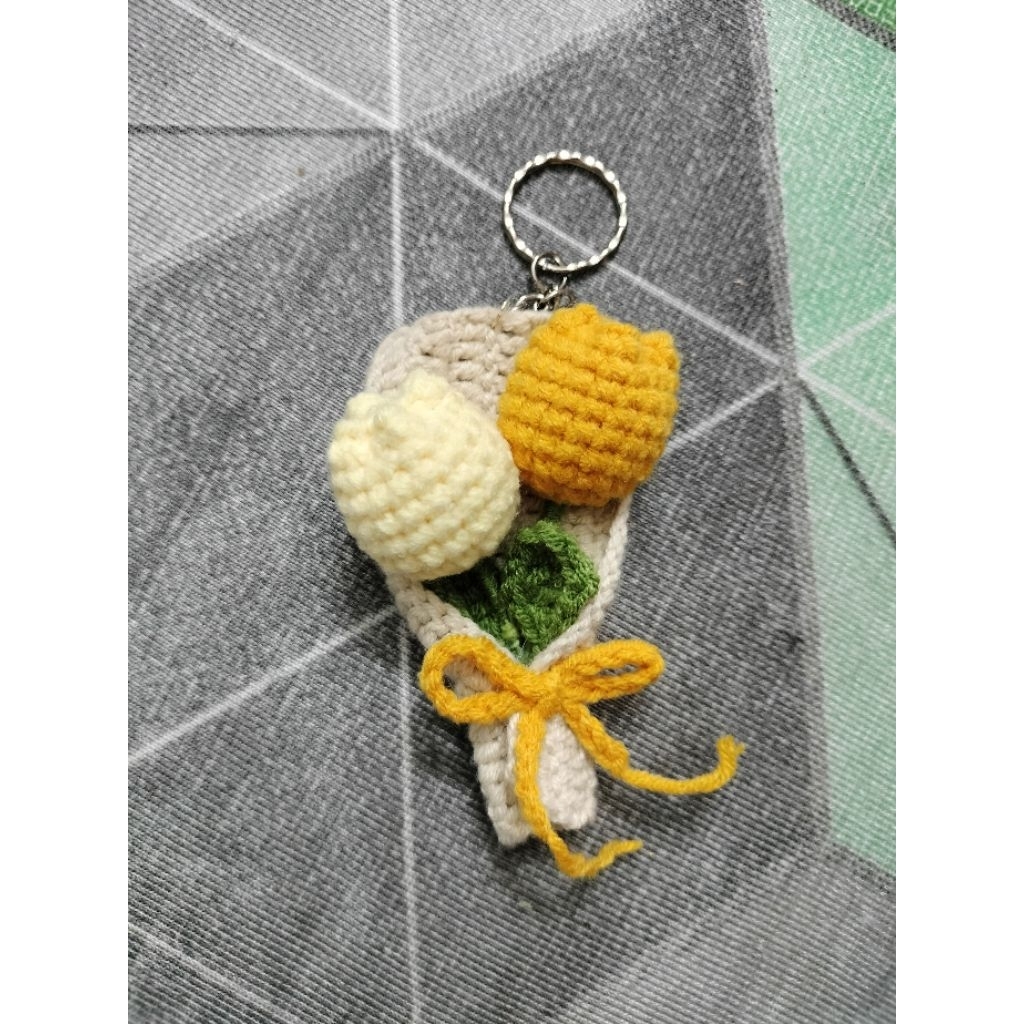 Móc  Khoá Bó Hoa Tulip Handmade , Móc Khoá Len Handmade