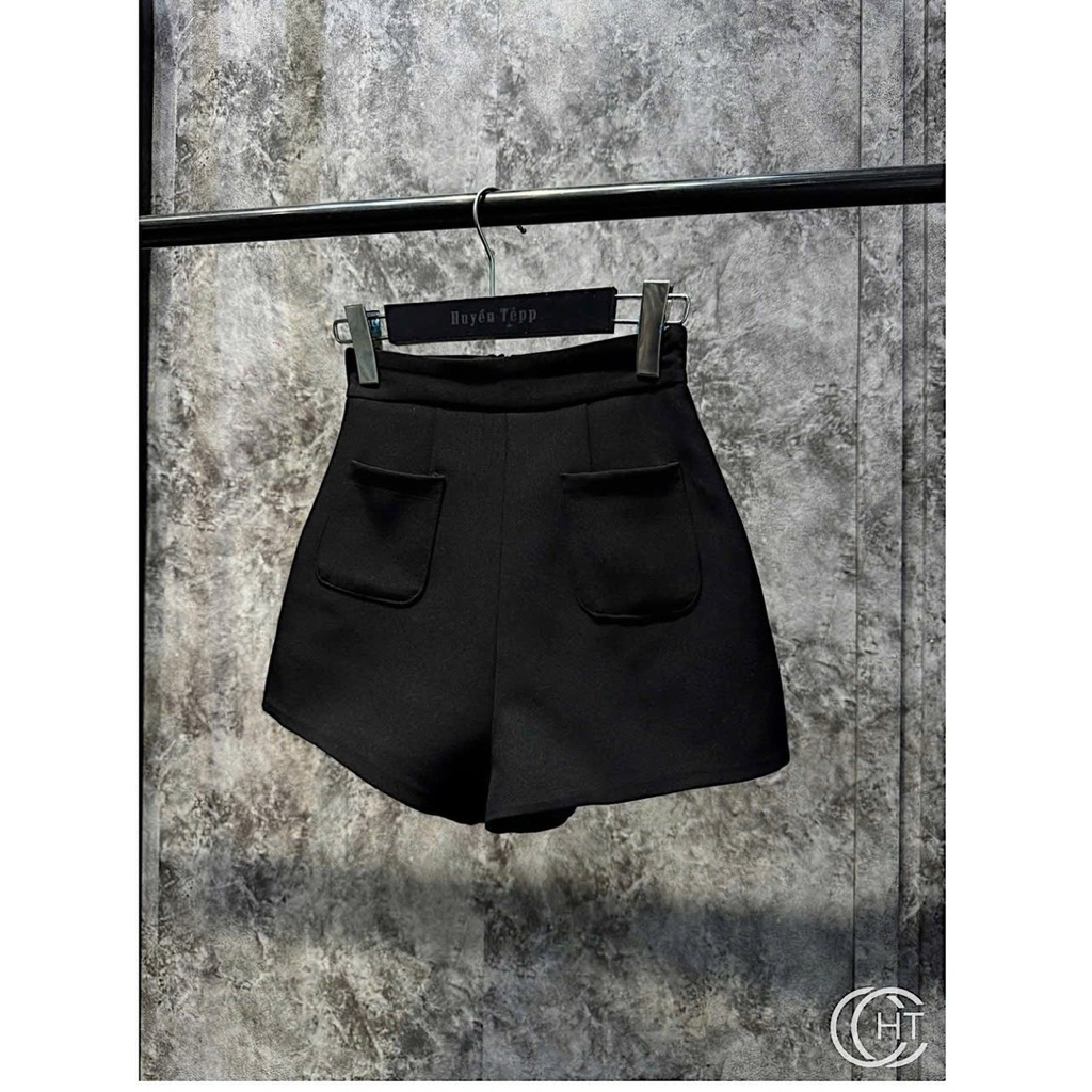 MIU.STUDIO • Set 3 chi tiết : Áo sơmi hoạ tiết chữ nhung dài tay kèm áo quây zip phối quần short ngắn cá tính sang chảnh