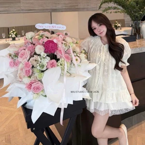 “Tella Set” Set bộ đồ nữ : Áo babydoll cổ tròn tay bồng phối chân váy ngắn xoè tone màu kem nhẹ nhàng sang chảnh