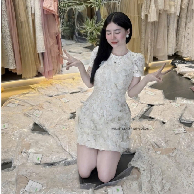 MIU.STUDIO • Váy thiết kế ren hoa lazer dáng A  cộc tay tiểu thư thanh lịch , Đầm dự tiệc phối ren hoa dáng ngắn cao cấp