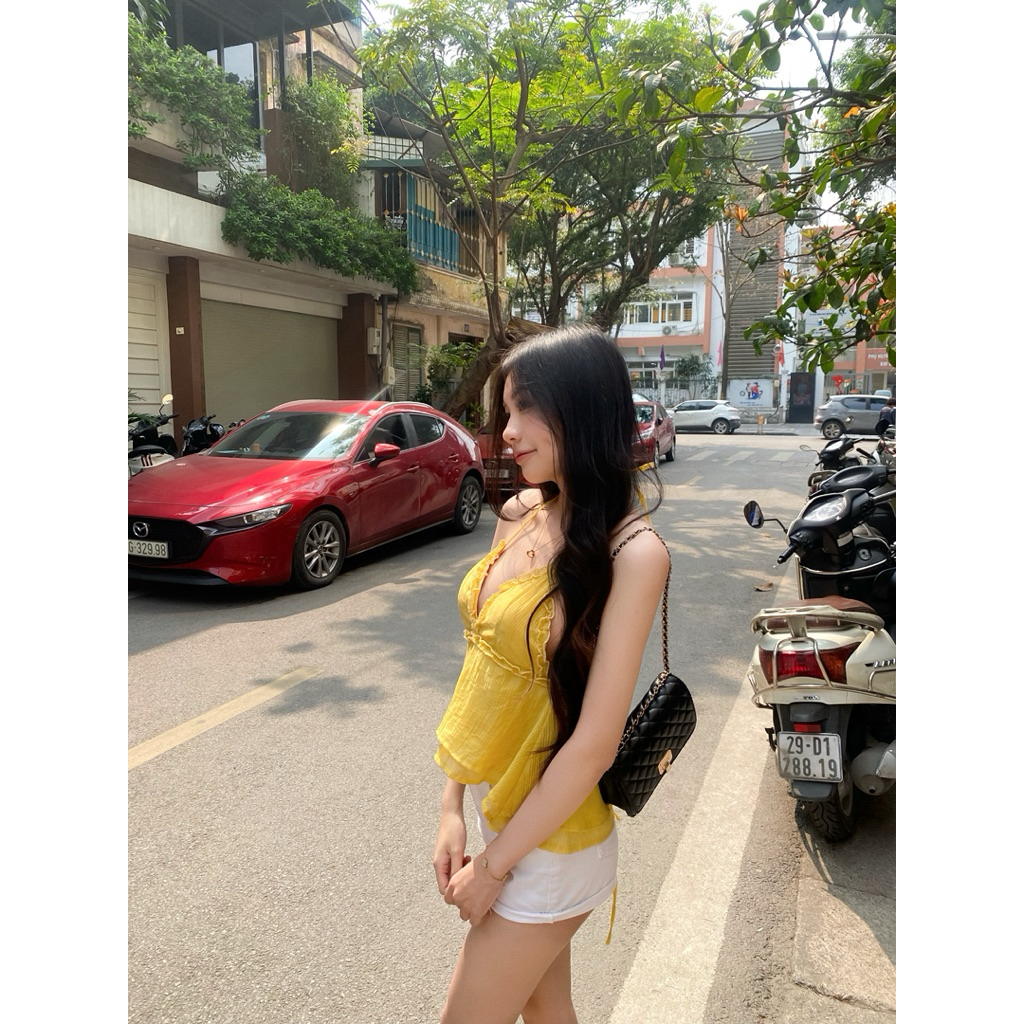 Áo A3 Cổ Yếm Hai Dây Xẻ Ngực Hở Lưng Có Mút Ngực Mùa Hè Đi Biển - Tiệm Của Quít