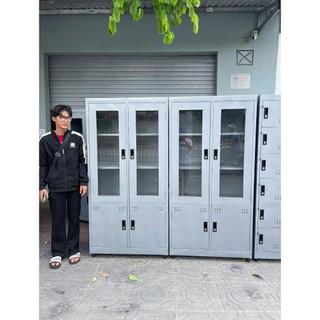 tủ hồ sơ 2 cánh kính đựng tệp tài liệu chắc chắc