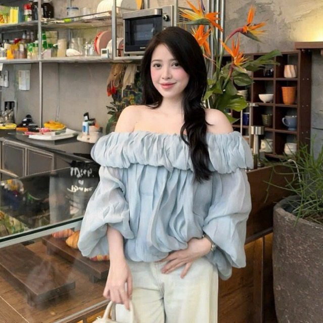 Áo trễ vai bèo nhún from rộng màu mocha nữ tính tôn dáng , Áo kiểu nữ hở vai dài tay dáng bí bồng style tiểu thư HQuốc