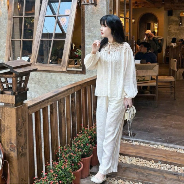 Set áo tơ tay bồng phối cổ ren cao cấp kèm quần suông dài style đơn giản Hàn quốc, thiết kế cao cấp - 1 màu trắng (sẵn)