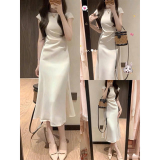 Đầm thời trang nữ chất vải tuyết mưa cổ tròn tay ngắn dáng váy đuôi cá dài chất vải mềm mịn chuẩn shop