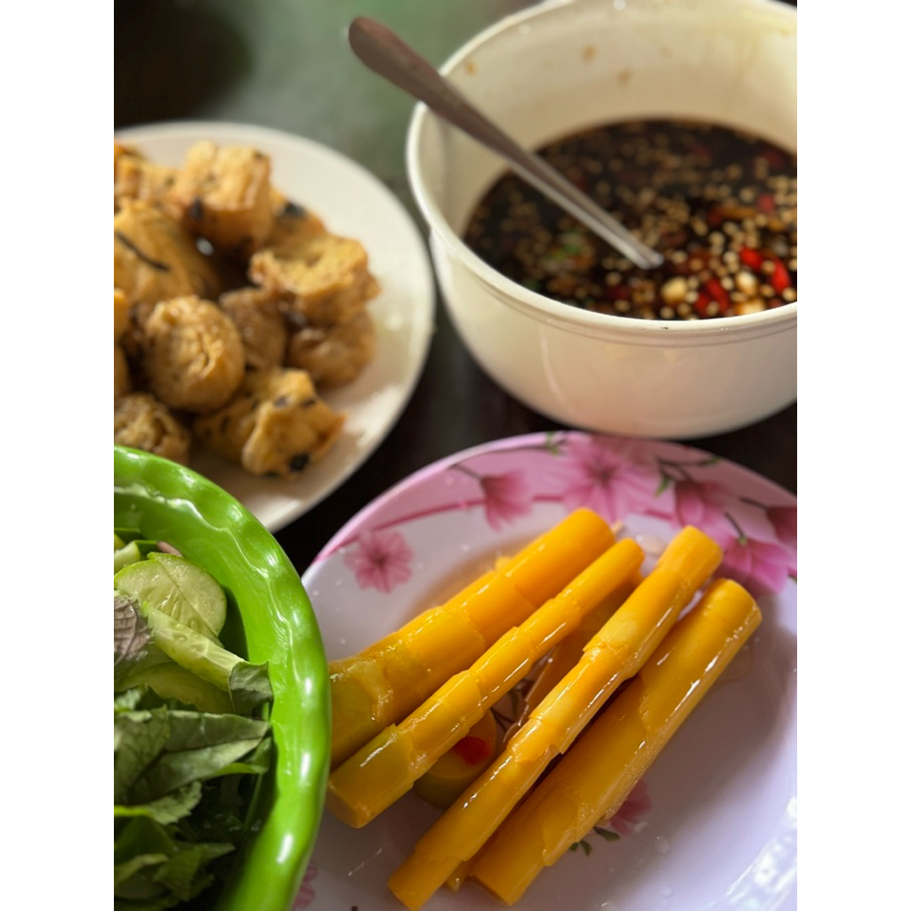 combo 1 măng trúc + 1 măng le - chua cay ngọt - đường + muối + ớt ( 1kg8 - 2kg ) bảo quản ngăn mát được 1 -2 tháng