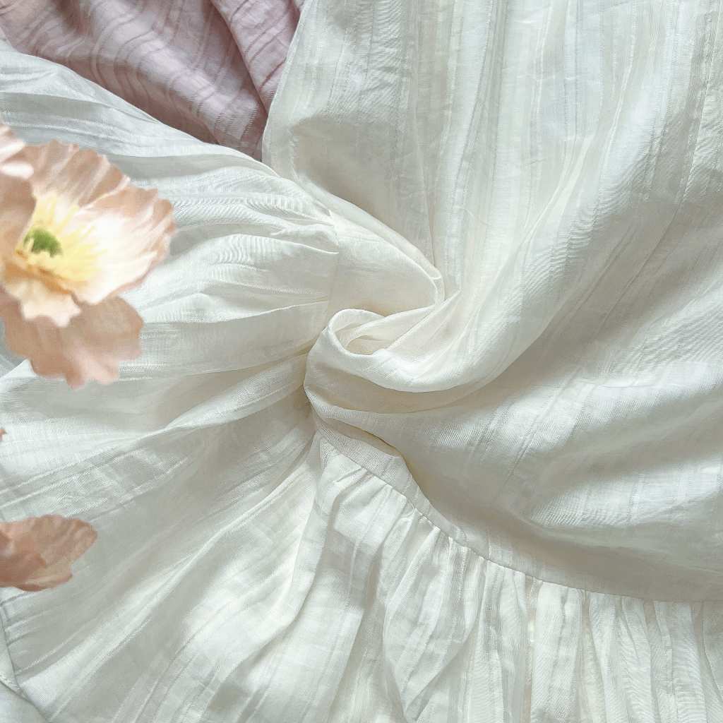 Váy bầu, đầm bầu chất liệu tơ mềm thêu hoa Honey Dress dáng suông phù hợp cho mẹ bầu và sau sinh BY L'AMME
