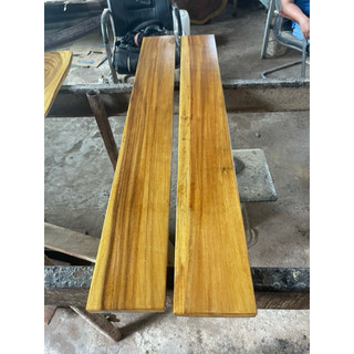 Gỗ me tây: 20 x 200 x 3.4cm (Sơn 1 mặt)