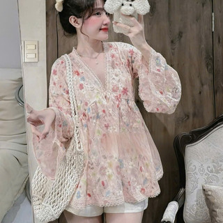 Set bộ thời trang nữ cực đáng yêu áo chất Xô cổ chữ V tay dài ống rộng hoạ tiết Thêu nổi bật mix quần Tuyết Mưa short