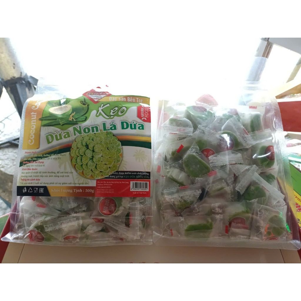 Kẹo dừa non lá dứa  Hồng Vân (500g)  - đặc sản Bến Tre