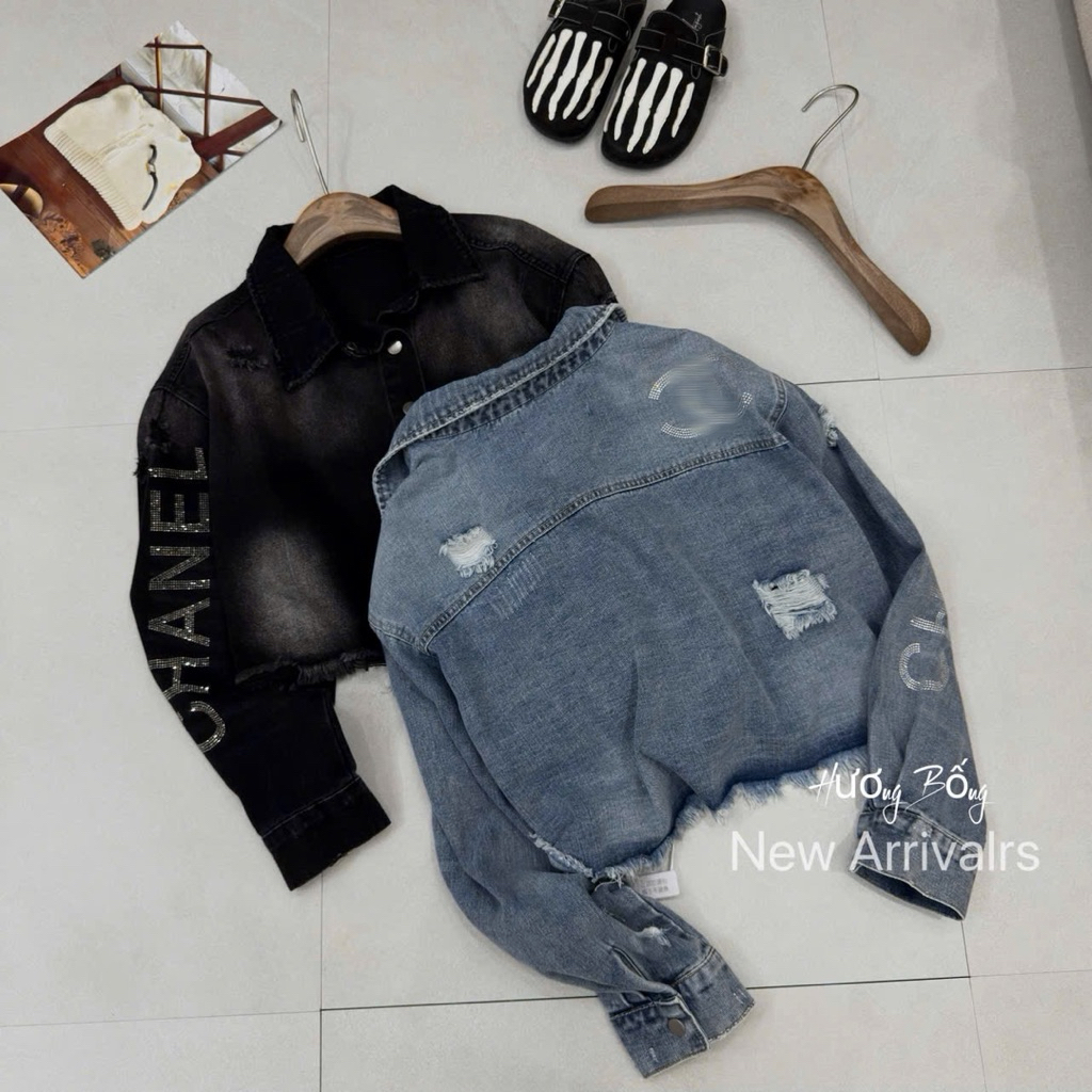 Áo sơ mi jeans rách cn đính đá