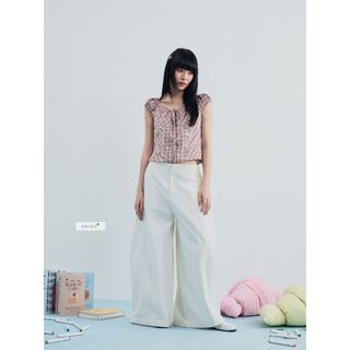 𝐃𝐨𝐧𝐧𝐚 𝐓𝐨𝐩 - Áo kiểu caro nữ phối viền trắng nhien.official NAS00046