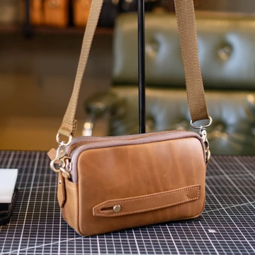 Clutch nam cầm tay mini da bò thật hai ngăn kéo zip, túi cầm tay nhỏ gọn kết hợp đeo chéo, Clutch mini bag Manuk Leather