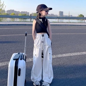 Set bộ bé gái áo croptop quần túi hộp phong cách cá tính, quần túi hộp cạp chun co giãn cho bé mặc đi chơi dạo phố