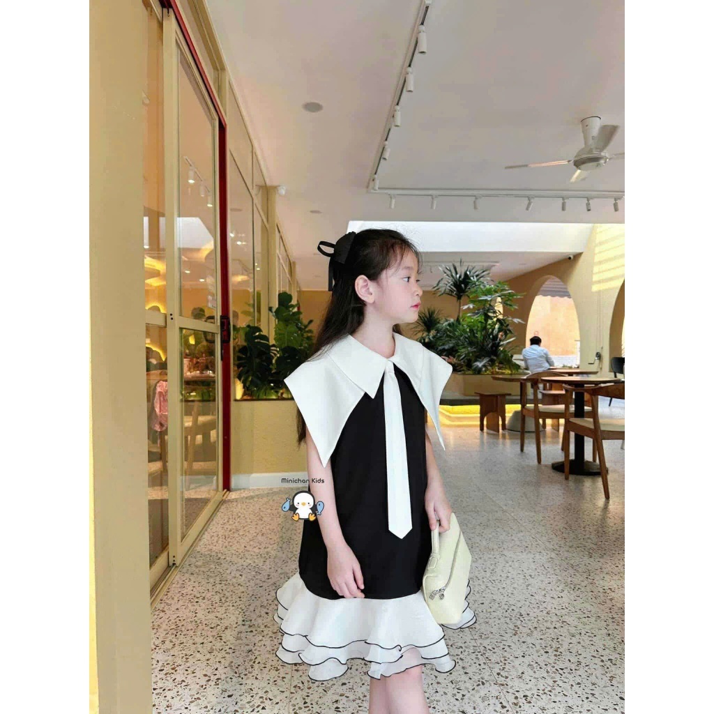 Đầm bé gái đen phối cà vạt form suông thanh lịch, váy cho bé phong cách Hàn Quốc sang chảnh tiểu thư