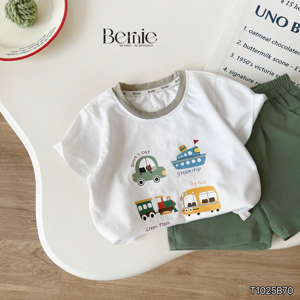 Bộ cotton cộc tay Bernie họa tiết travel vui tươi phối quần cotton 4c cho bé trai 9-28kg