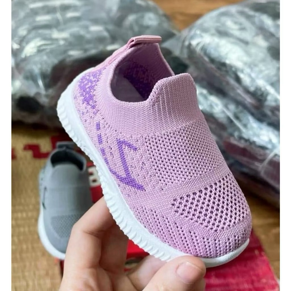 Giày 86K [Size 29-31] - Giày Chun (tập thể dục, gym) của bé, nhẹ, thoáng mát, co giãn, ôm, êm chân.