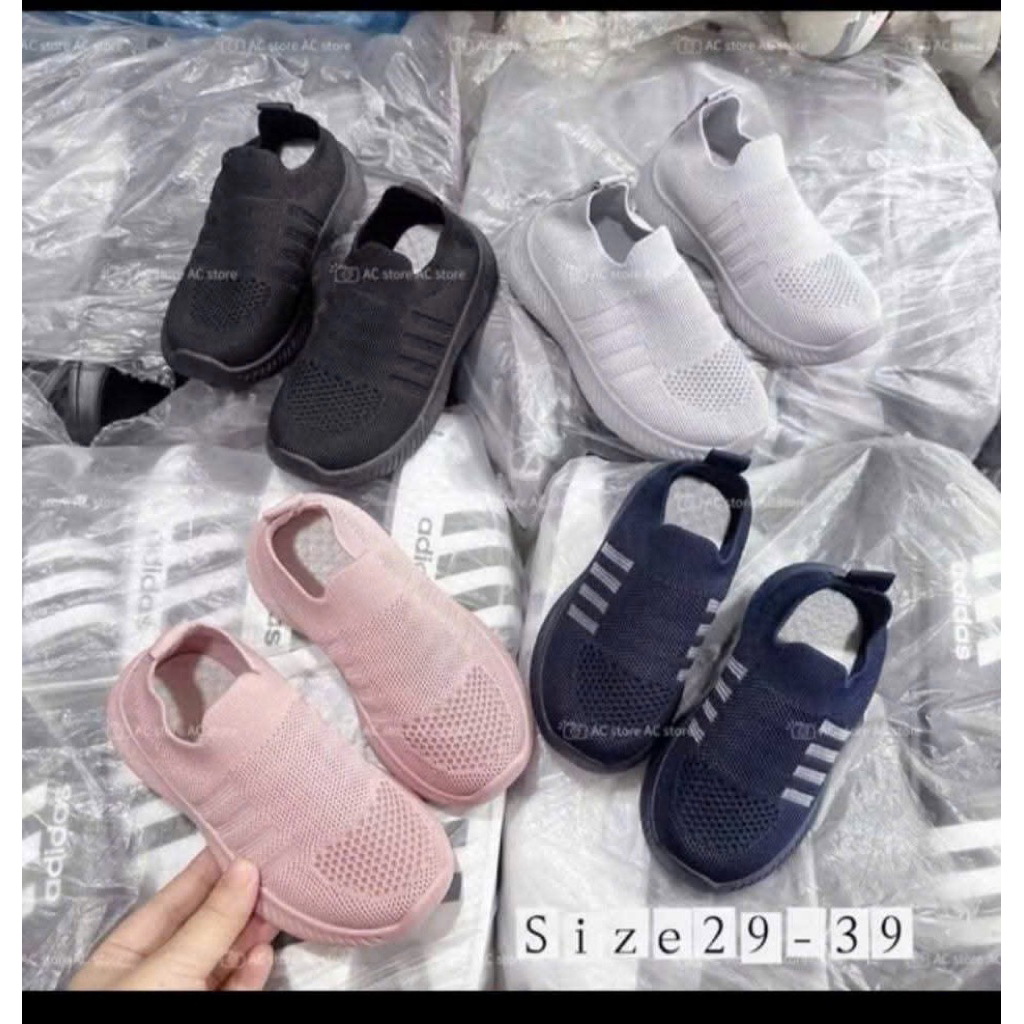Giày 86K [Size 29-31] - Giày Chun (tập thể dục, gym) của bé, nhẹ, thoáng mát, co giãn, ôm, êm chân.
