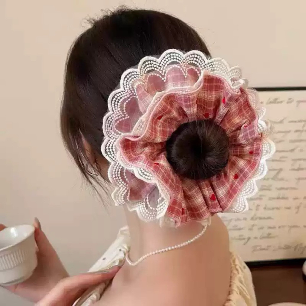 scrunchies ren phồng, cột tóc ren chấm bi