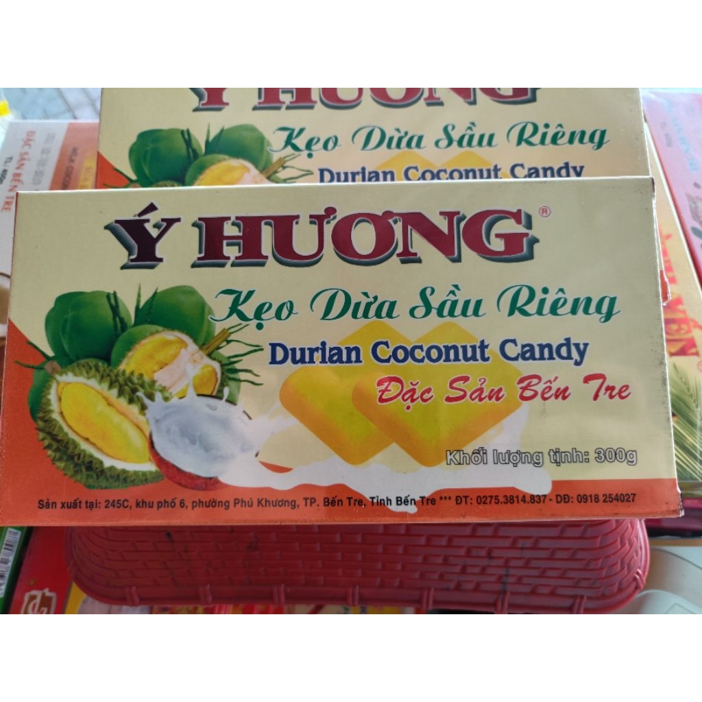 ( ít ngọt) Kẹo dừa sầu riêng  Ý Hương 300g -- đặc sản Bến Tre  ( kẹo gói tay, kẹo trần, kẹo gói giấy...)