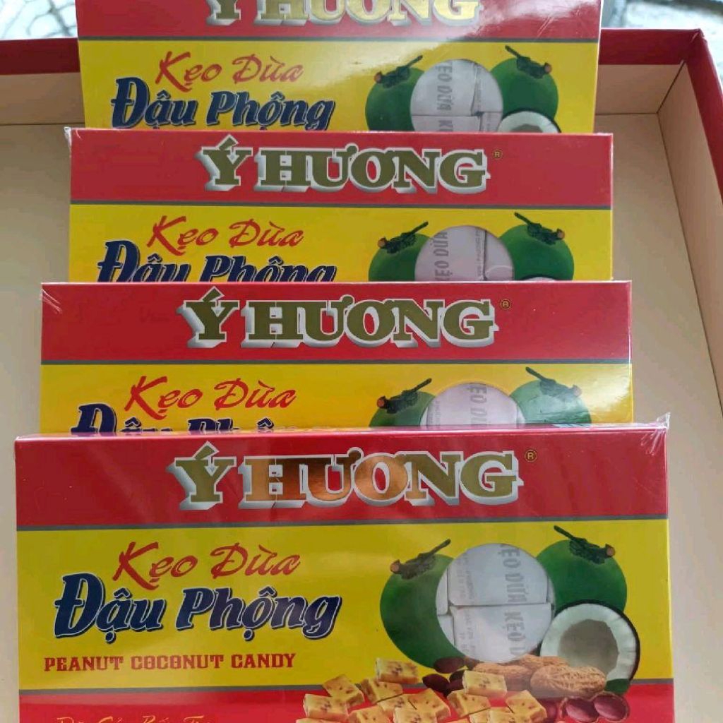 ( ít ngọt) Kẹo dừa đậu phộng Ý Hương 300g -- đặc sản Bến Tre  ( kẹo gói tay, kẹo trần, kẹo gói giấy...)