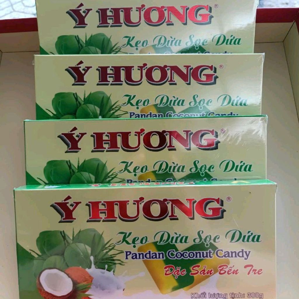 ( ít ngọt) Kẹo dừa sọc dứa Ý Hương 300g -- đặc sản Bến Tre  ( kẹo gói tay, kẹo trần, kẹo gói giấy...)