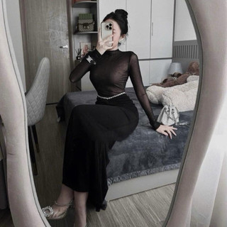 Váy body nhũ phối đá cổ tròn và cổ tròn