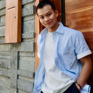 3PhầnTư - Áo Sơ Mi Tay Ngắn Nam Nữ Trơn Kẻ Sọc  Form Regular Vải Cotton Nylon Hiệu Ứng Nhăn Cá Tính - TSTM24003