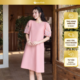 SWANLAKE | Váy Đầm Nữ Suông Cổ Tròn Thêu Hoa Tay Bí Lỡ Vải Linen Thanh Lịch Công Sở Có Túi D12013