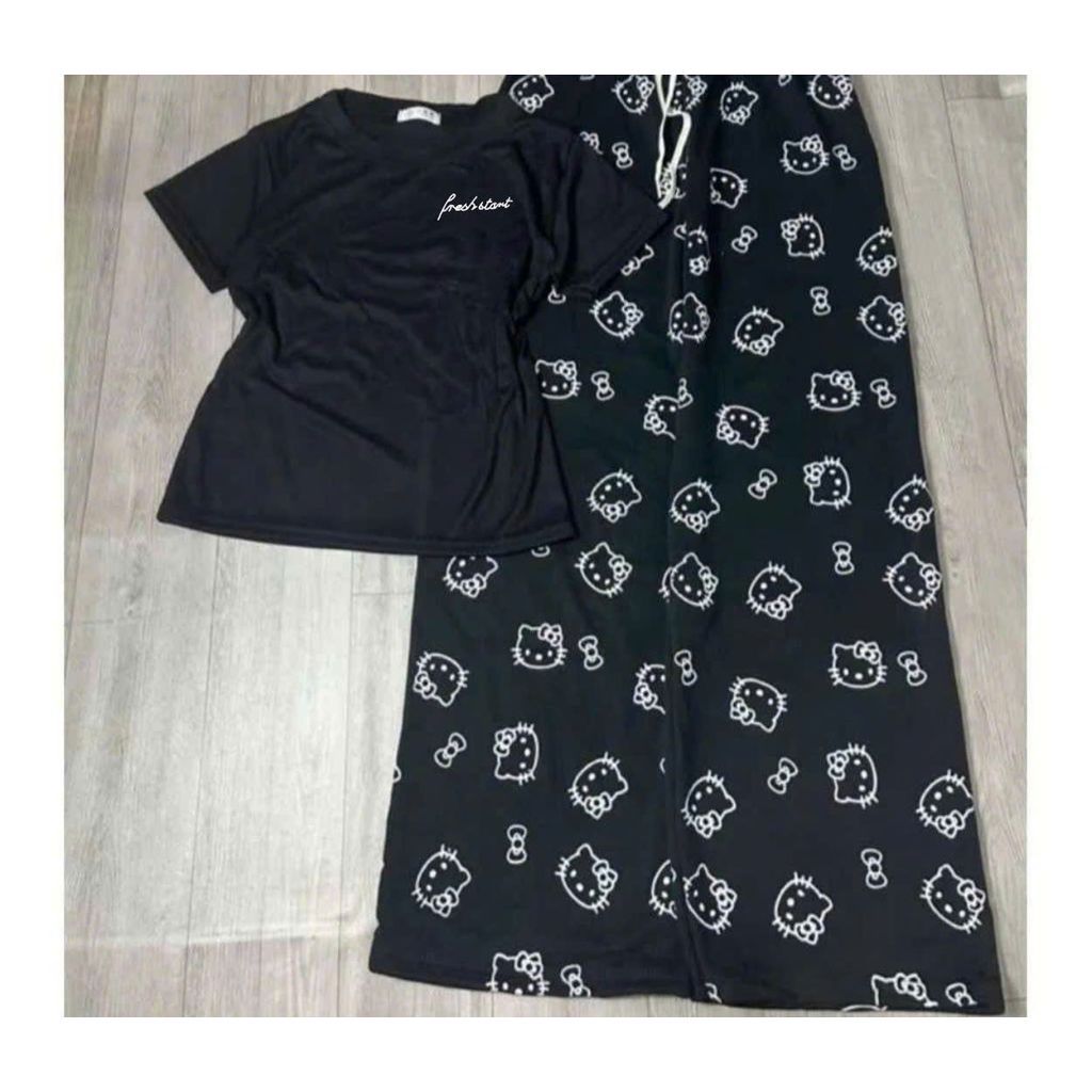 Sét Áo Thun Ngắn Tay From Babytee Logo Chữ Kí Mix Quần Dài Cạp Trắng Hoạ Tiết Mèo Kitty Đáng Yêu