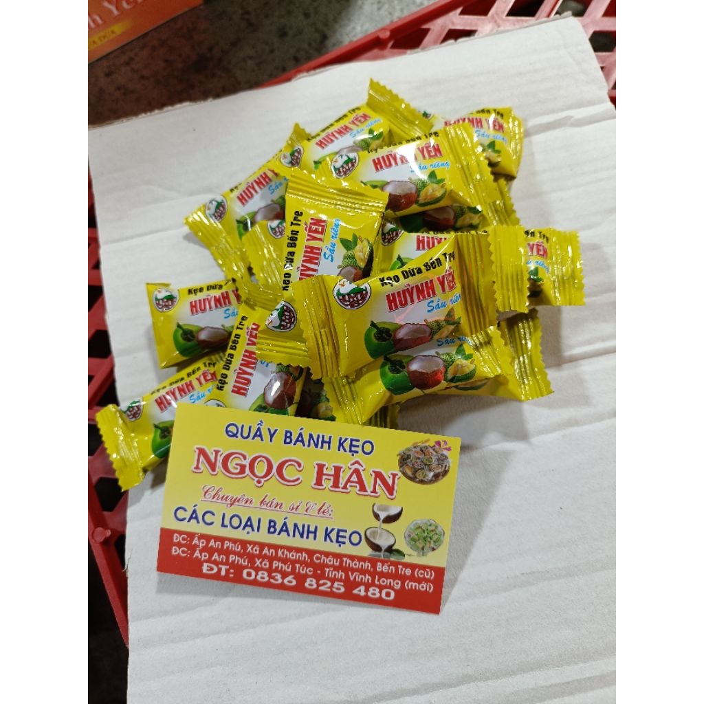 ( Ít ngọt ) Kẹo dừa sầu riêng Huỳnh Yến ( hộp 400g )  __  đặc sản Bến Tre