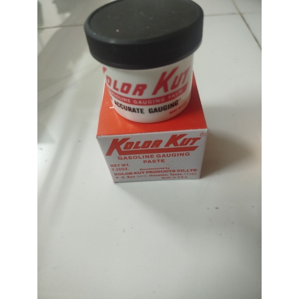 )  keo thử dầu , thuốc thử dầu Kolor kut . (thuốc thử dầu).