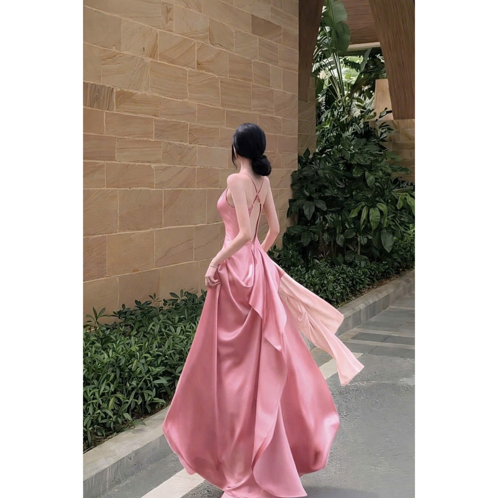 ĐẦM MAXI HAI DÂY HỞ LƯNG PHỐI TÀ SÓNG DÀI