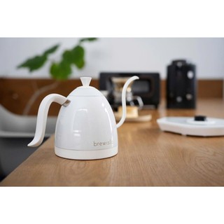 Ấm đun rót cà phê Brewista Artisan 600ml Gen 3 Pro 1500w Pure