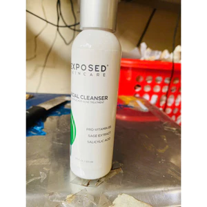 Sữa rửa mặt làm sạch sâu, loại bỏ dầu thừa và ngăn ngừa mụn Exposed Skin Care Facial Cleanser 120ml